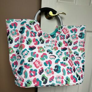 Swig Tote